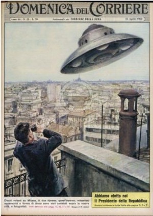 Couverture du Domenica del Corriere d'avril, illustrant l'observation d'ovnis &agrave; la Adamski au-dessus de Milan (Italie)