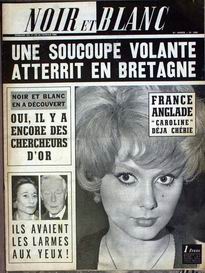 Noir et Blanc n&deg; 1094 du 17 f&eacute;vrier, titrant : Une soucoupe volante atterrit en Bretagne