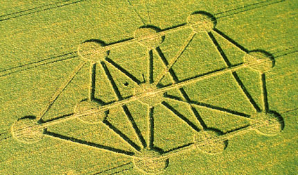 Le crop circle apparu en mai &agrave; Burderop Down