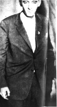 Carlos Allende photographié par Linda Strand 1983