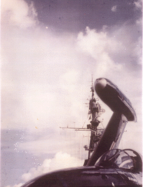 Photographie de Wallace Litwin prise le samedi 20 depuis le point de l'USS Roosevelt