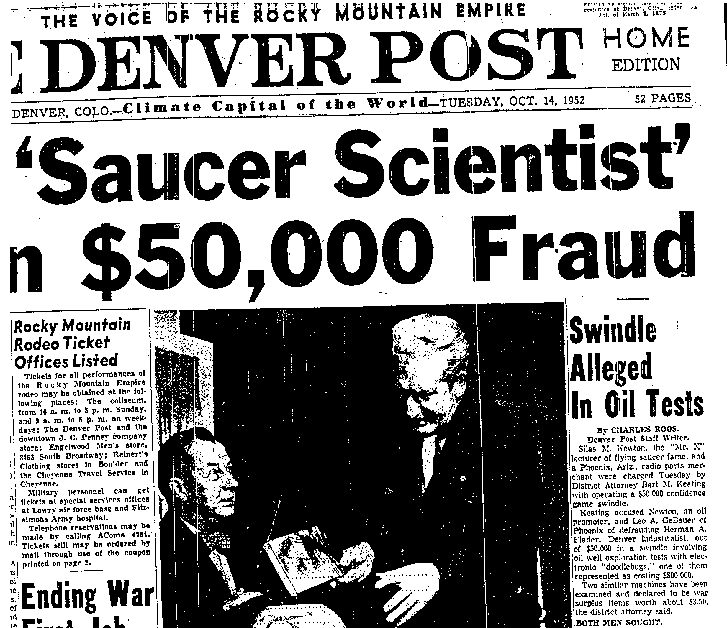 Un "scientifique des soucoupes" accusé d'une fraude de 50000 $, un article du Denver      Post du mardi 14 octobre 1952 montrant Silas Newton parlant avec Frank Scully s7Thomas, Dave:  Aztec UFO symposium, 2001.