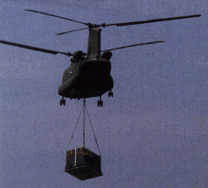 L'hélicoptère Chinook CH-45