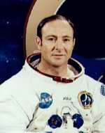 Mitchell en combinaison d'astronaute d'Apollo 14