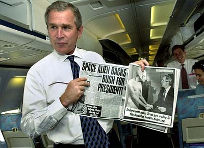 Bush s'amusant lui-même de la publication