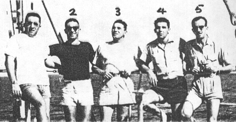 Amilar Vieira Filho (1), Mauro Freitas (2), le capitaine Jose      Viegas (3), un témoin aujourd'hui décédé (4) et le photographe Almiro Baraúna (5)