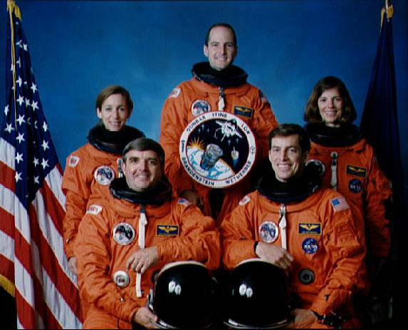 Portrait officiel de l'équipe STS-32