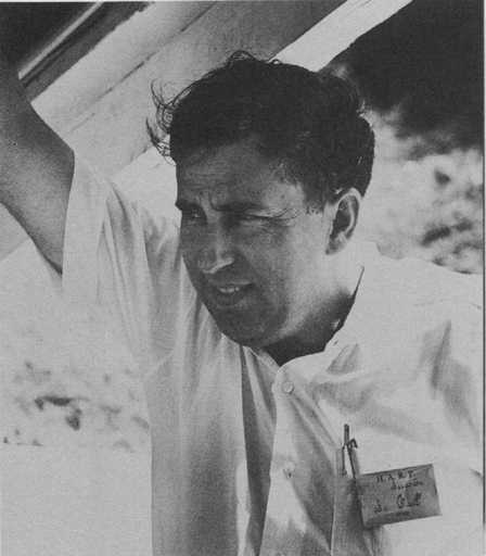 Gerald  Bull en 1965, lorsqu'il dirigeait le projet HARP aux Barbades.